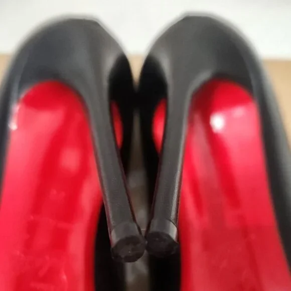 EUC Christian Louboutin Gortik 120 Black Kid Leather Size 7.5, EU Size 38 - Picture 5 of 9